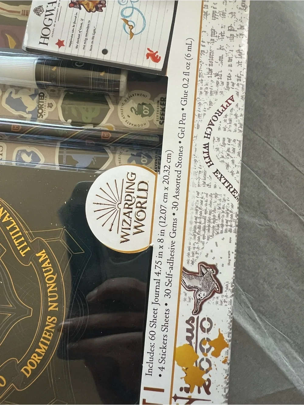 Warner Bros. Harry Potter Hogwarts Crest Stationery Wizard Stickers Journal Pen